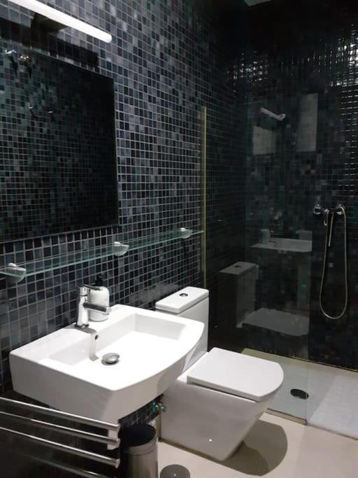 グラナダCosy Flat / Literally At The Foot Of Alhambraアパートメント エクステリア 写真